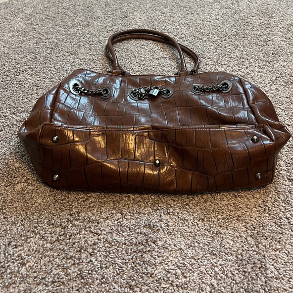 Red Carpet Collection - large brown leather tote - Picture 6 of 6